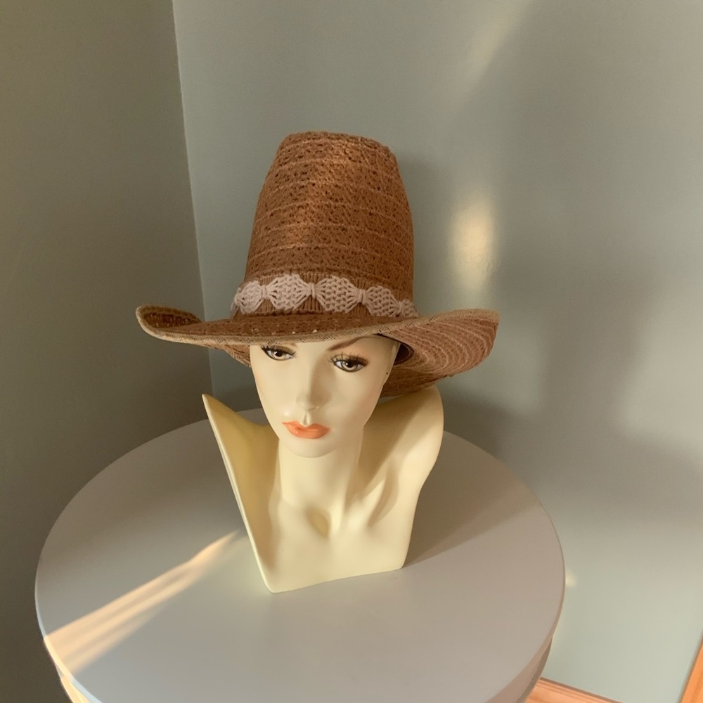 Artel vintage cowboy hat